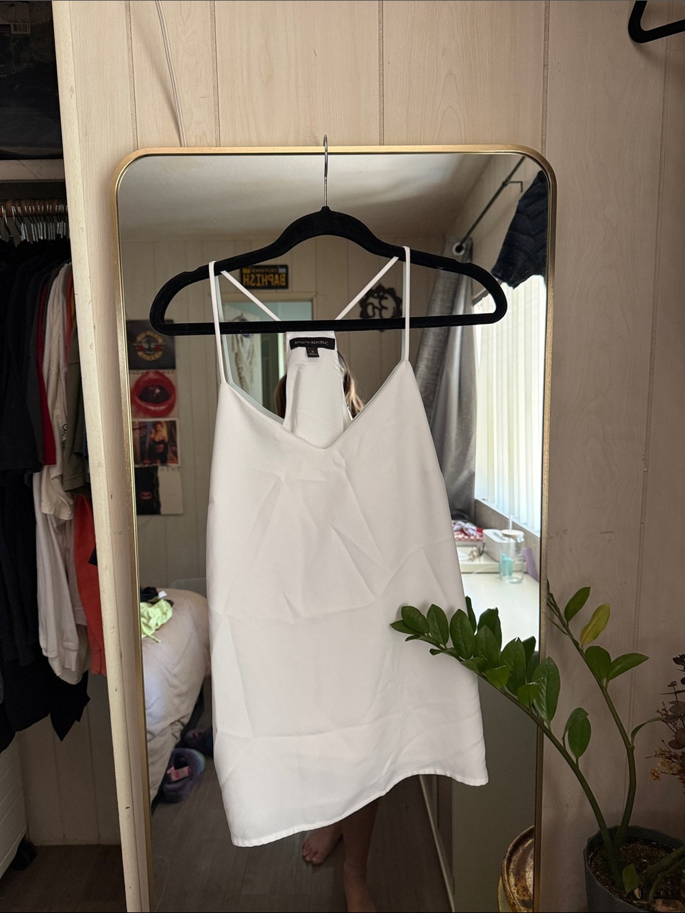 Banana Republic White Satin V-Neck Spaghetti Strap Cami